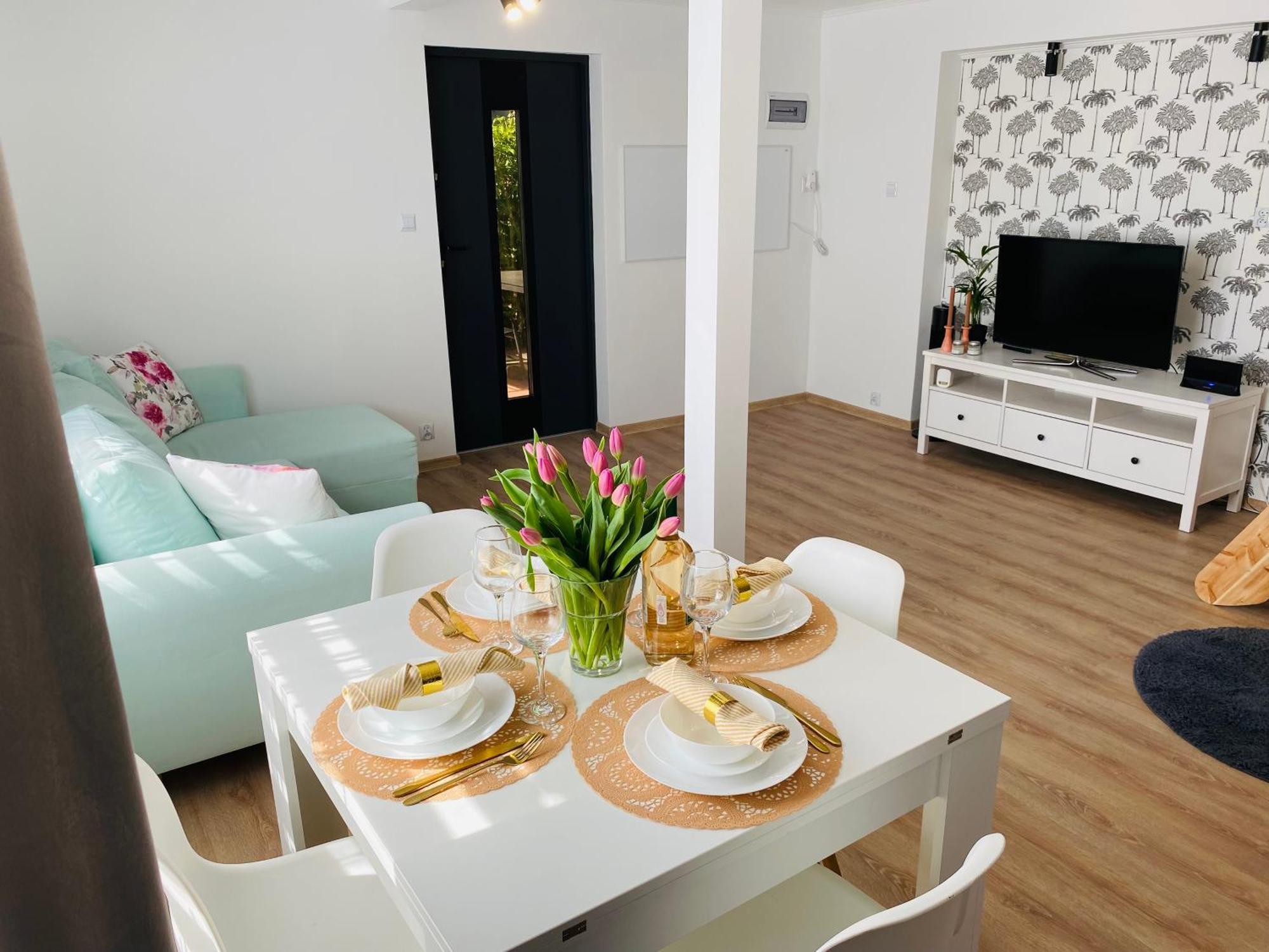 Apartamenty Pod Wieza 1 Олштинек Екстериор снимка