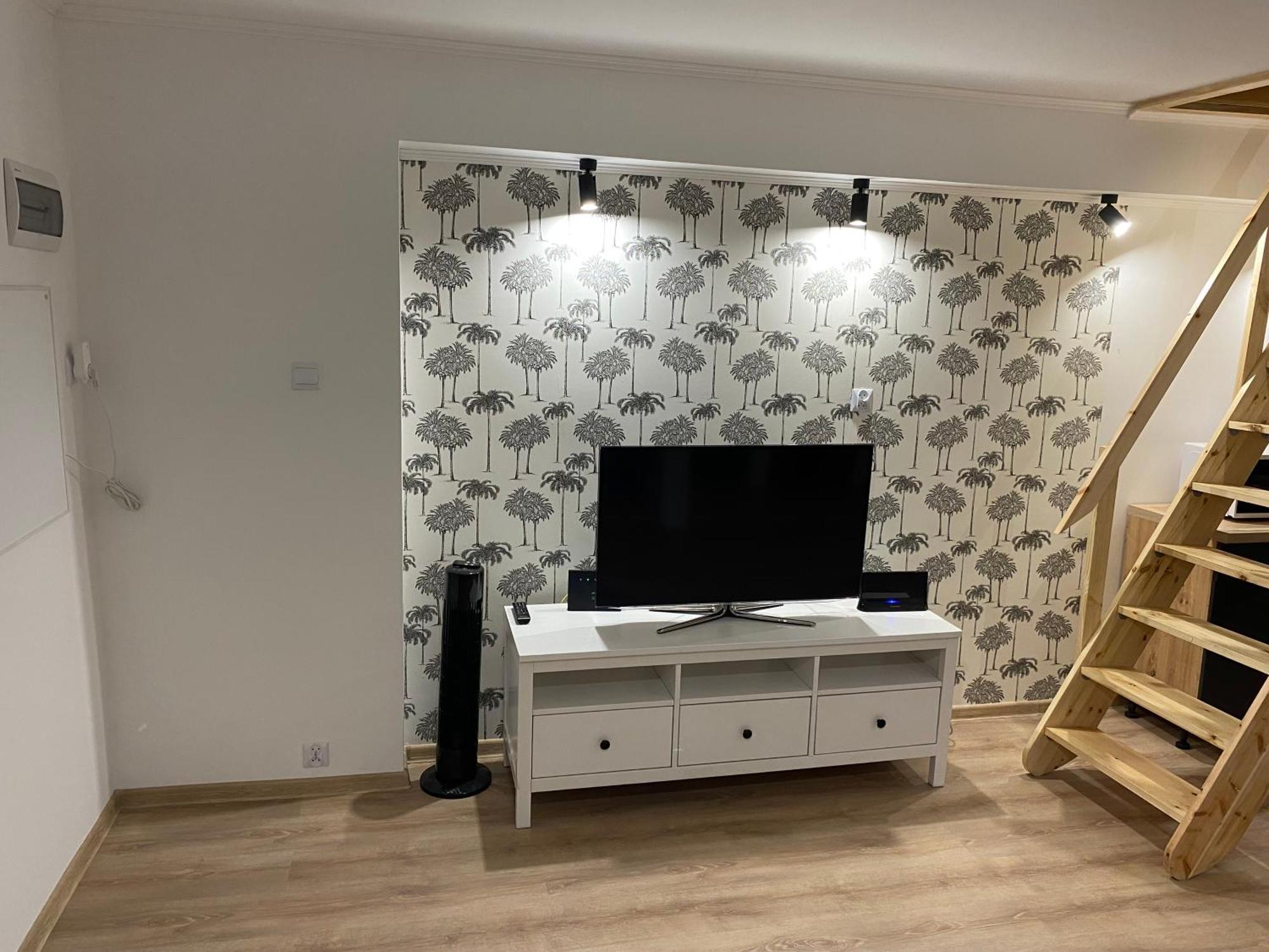 Apartamenty Pod Wieza 1 Олштинек Екстериор снимка