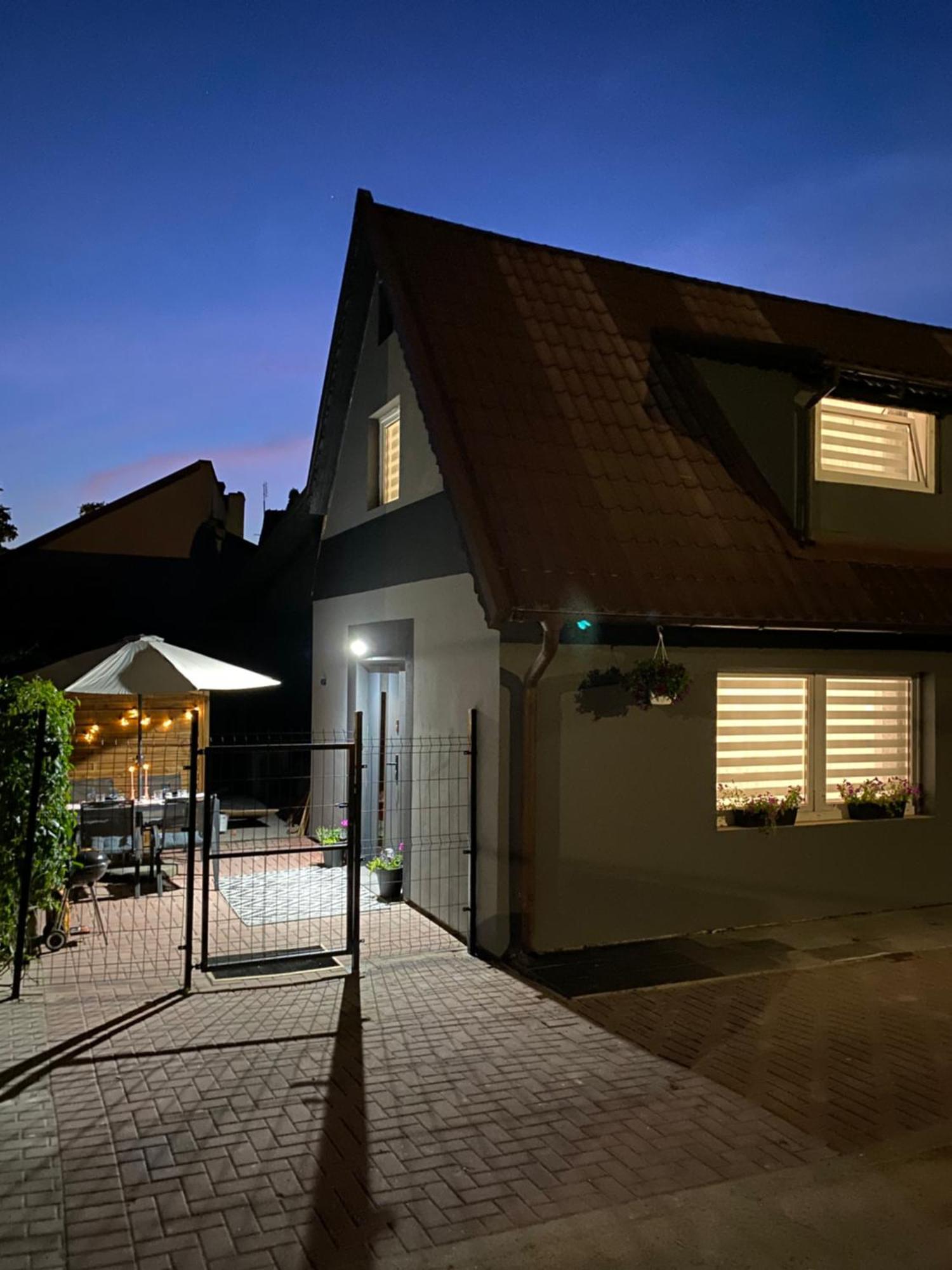 Apartamenty Pod Wieza 1 Олштинек Екстериор снимка
